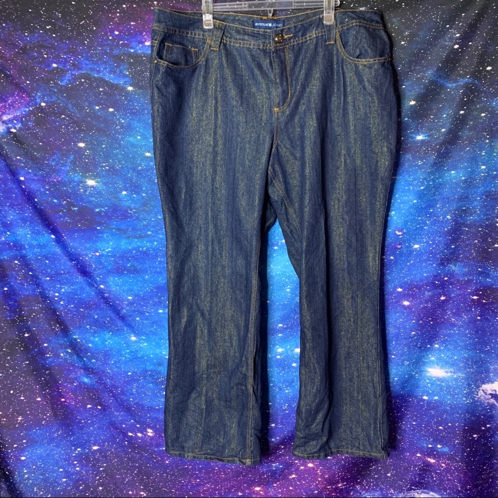 Avenue Jeans- Bootcut Blue w/Gold Jeans size 20w